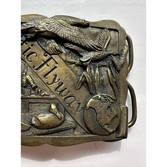 1984 1st Edition Pacific Flyway Belt Buckle by LTD PREMIUM CO Number 29 - Picture 5 of 12